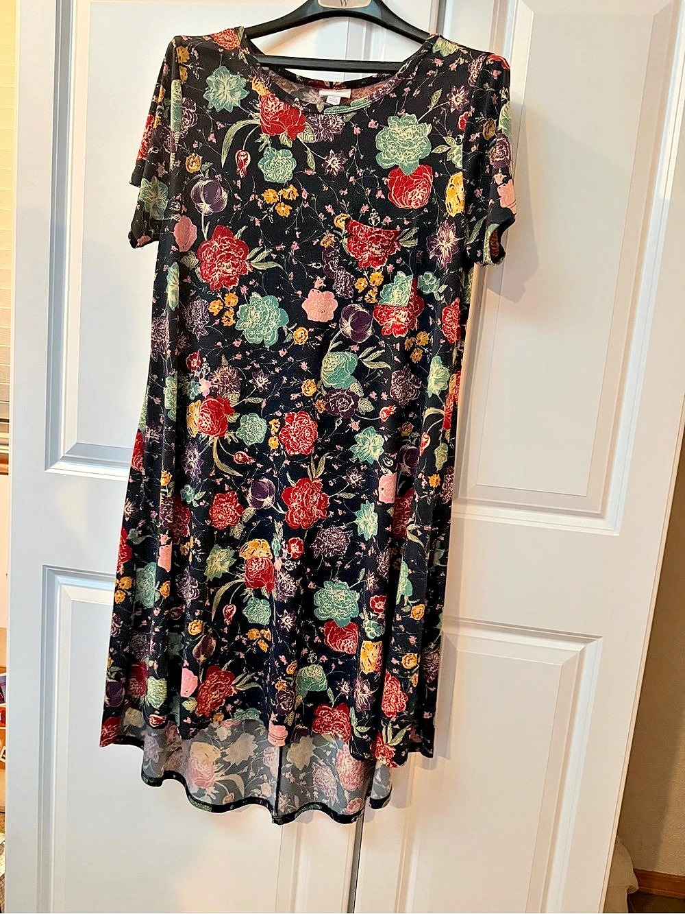 LuLaRoe Carly Floral Midi Dress Black & Multicolor Medium